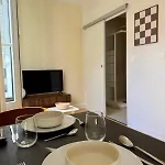 Charles 15, Moderne Et Cosy Au Coeur De