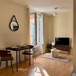 Charles 15, Moderne Et Cosy Au Coeur De *