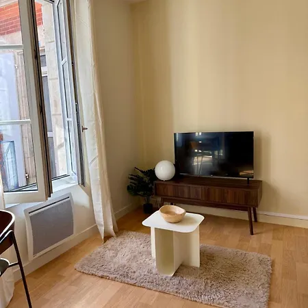 Charles 15, Moderne Et Cosy Au Coeur De Apartamento Poitiers