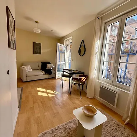Charles 15, Moderne Et Cosy Au Coeur De Apartamento