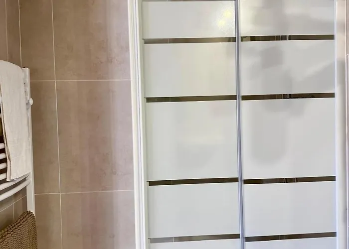 Charles 15, Moderne Et Cosy Au Coeur De Appartement Poitiers