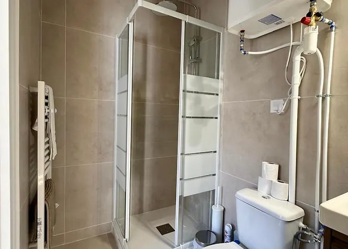 Appartement Charles 15, Moderne Et Cosy Au Coeur De *