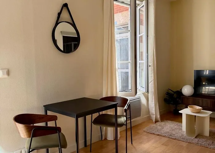Charles 15, Moderne Et Cosy Au Coeur De 푸아티에